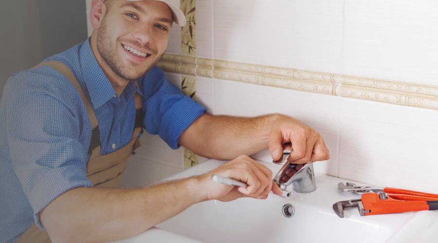 Local tankless water heater installation in Du Quoin, IL